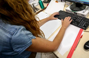 ep mujer trabajando