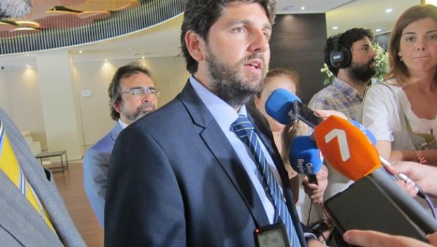 ep presidente lopez miras atendiendolos medios