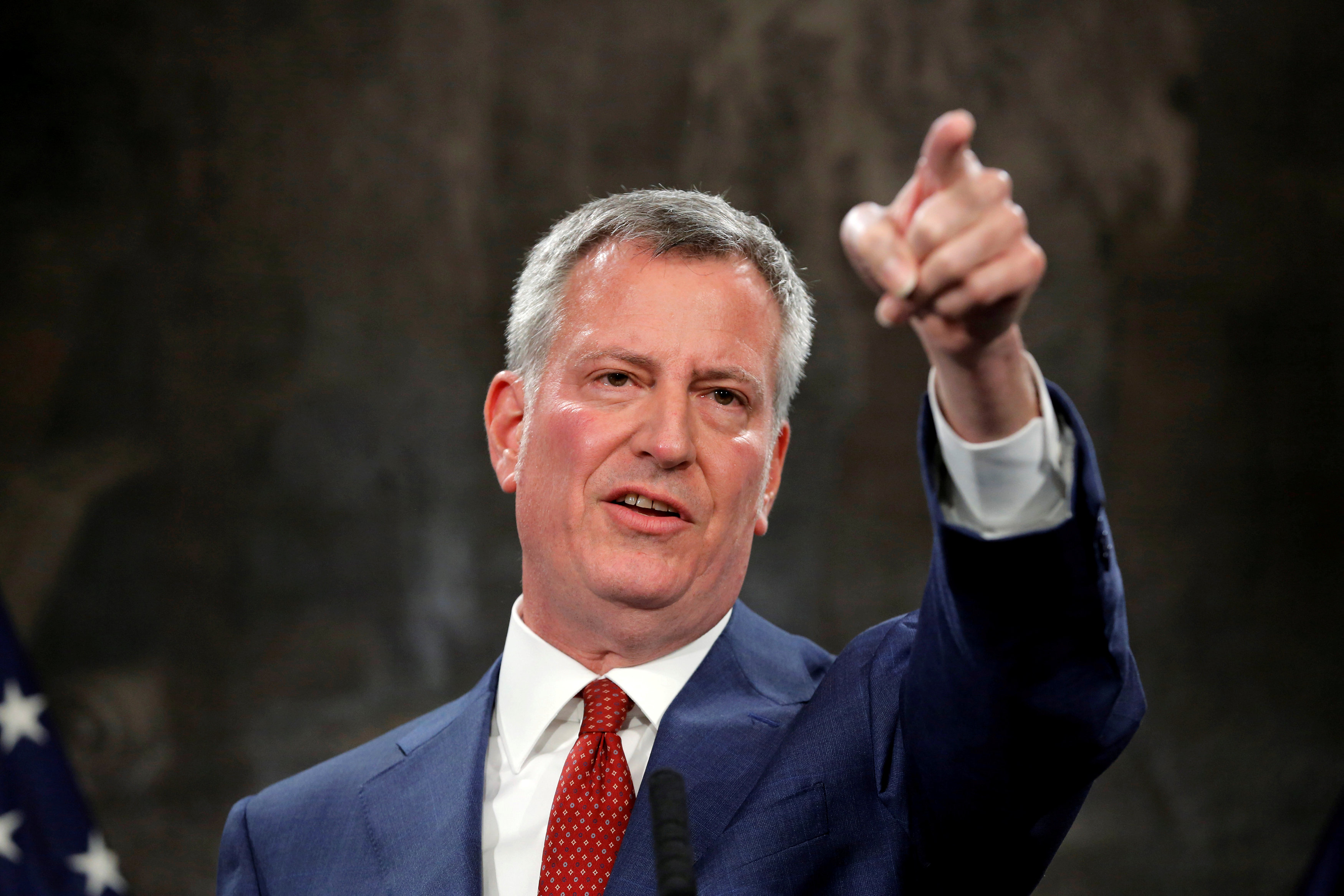 de-blasio-pratiquement-assure-d-etre-reelu-maire-de-new-york