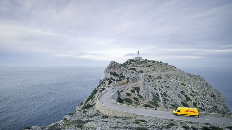 dpdhl 1017816 contentdamdpdhl corporatedhlmedia library28330 ms dhl ne10 016343