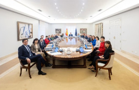 ep archivo el presidente del gobierno pedro sanchezc junto a su equipo de ministros durante una ep archivo el presidente del gobierno pedro sanchezc junto a su equipo de ministros durante una