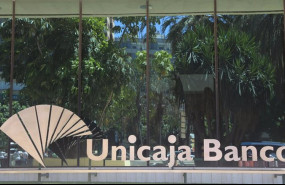 ep archivo   imagen de la sede de unicaja banco en malaga