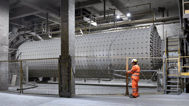 El sector manufacturero de EEUU mejora en diciembre pero suma 9 meses de contracción