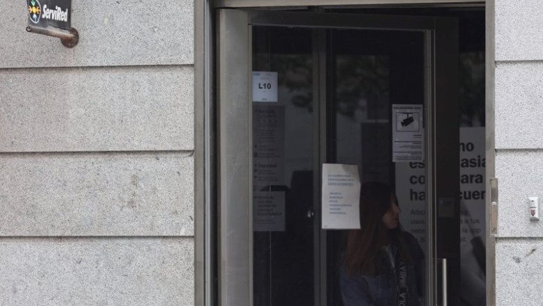 ep archivo   la entrada de una sucursal de banco sabadell a 2 de septiembre de 2021 en madrid espana