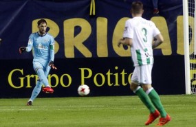 ep dani gimenez porteroreal betis