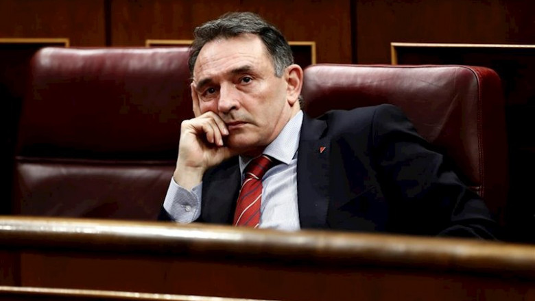 ep el diputado de unidas podemos-en comu podem-galicia en comun enrique santiago asiste al pleno ep el diputado de unidas podemos-en comu podem-galicia en comun enrique santiago asiste al pleno