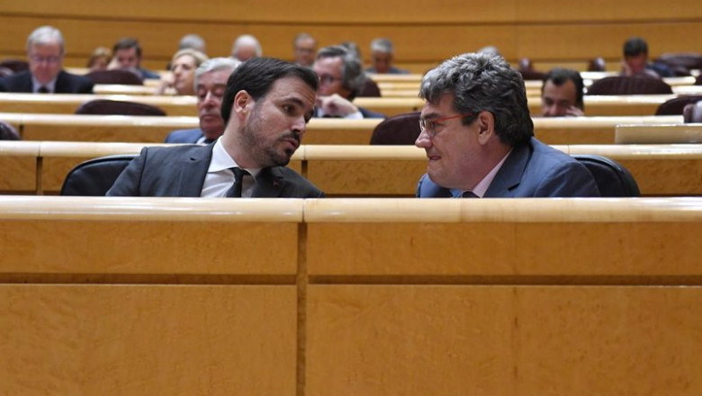 ep el ministro de consumo alberto grazon y el ministro de inclusion seguridad social y migraciones ep el ministro de consumo alberto grazon y el ministro de inclusion seguridad social y migraciones