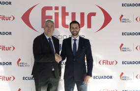 ep el ministro de turismo de ecuador niels olsen junto al presidente del comite ejecutivo de ifema ep el ministro de turismo de ecuador niels olsen junto al presidente del comite ejecutivo de ifema