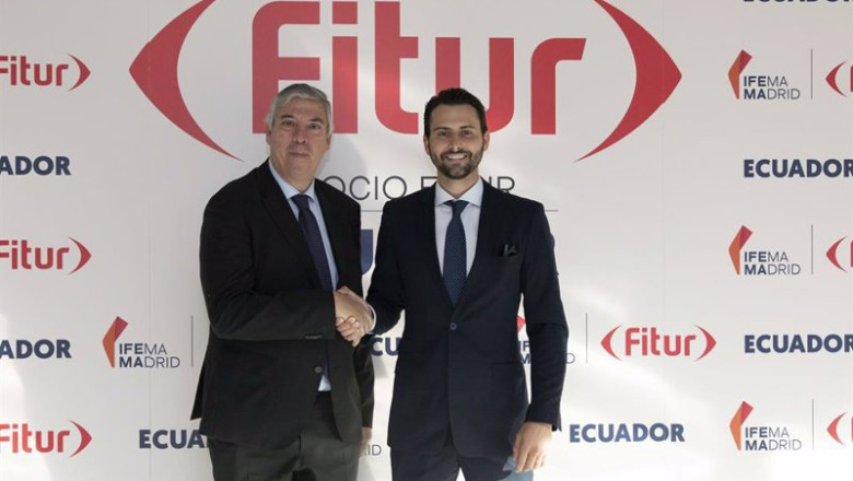 ep el ministro de turismo de ecuador niels olsen junto al presidente del comite ejecutivo de ifema ep el ministro de turismo de ecuador niels olsen junto al presidente del comite ejecutivo de ifema