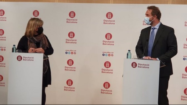 ep la presidenta de la diputacion de barcelona nuria marin y el secretario de estado de turismo