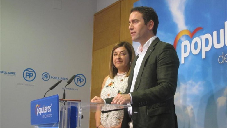 La presidenta del PP de Cantabria, María José Sáenz de Buruaga, y el secretario general del PP nacional, Teodoro García Egea | EUROPA PRESS ep la presidentappcantabria maria jose saenzburuaga ysecretario generalpp nacional teodoro garcia egea