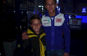 ep los pilotos de motogp fabio quartararo izquierda y valentino rossi cuando el frances era pequeno