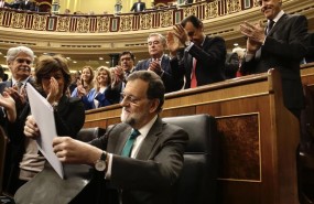 ep mariano rajoy aplaudidolos diputadospp