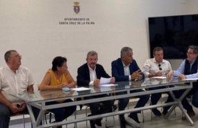 ep miembros de la patronal palmera en su comparecencia junto a representantes sindicales y de ep miembros de la patronal palmera en su comparecencia junto a representantes sindicales y de