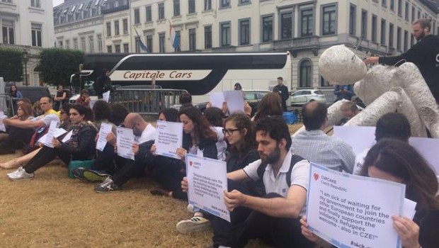 ep movimiento ciudadano sickofwaiting hartosesperar en bruselas