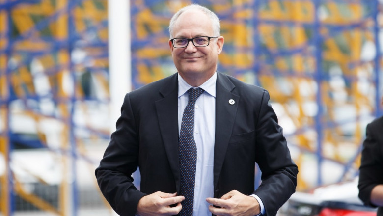 gualtieri italia finanzas