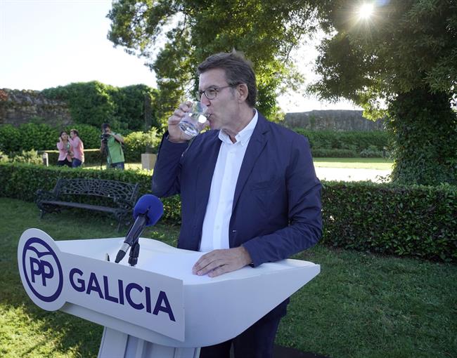 Alberto Núñez Feijóo anuncia que no será candidato a presidir el PP | ALVARO BALLESTEROS ep alberto nunez feijoo anunciano sera candidatopresidirpp 20180621083402