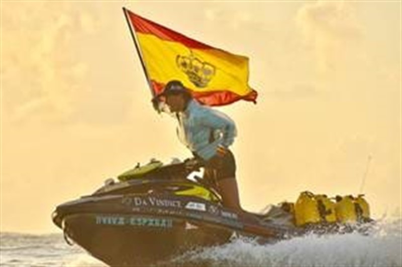 ep alvaro de marichalar en su moto de agua