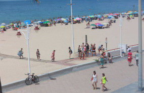ep archivo   imagen de la playa de la victoria a 11 de agosto de 2023 en cadiz andalucia espana