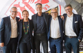 ep archivo   porsche ag se convierte en inversor del equipo de futbol vfb stuttgart y esperar