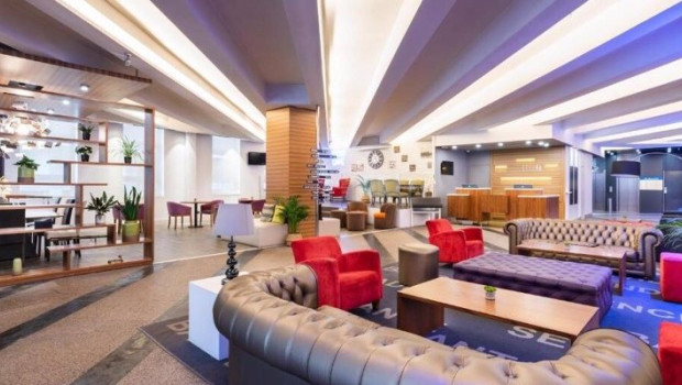 ep atom hoteles vende el hotel exe coruna por 172 millones de euros