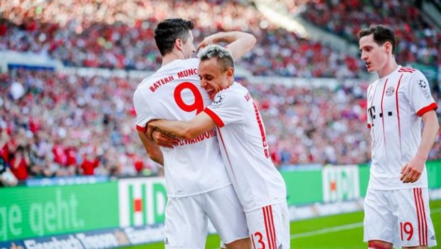 ep bayern munich robert lewandowski rafinha sebastian rudy