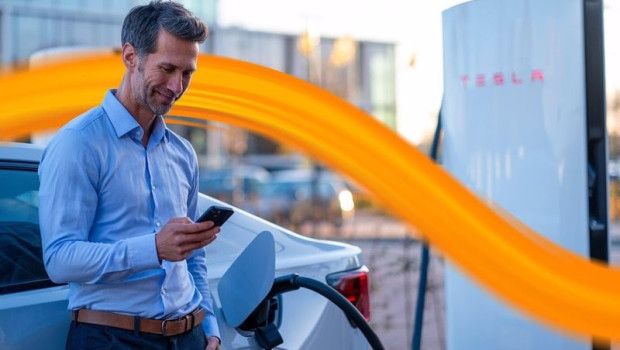 ep dkv mobility anuncia que sus clientes pueden acceder a 10000 estaciones de carga rapida de tesla