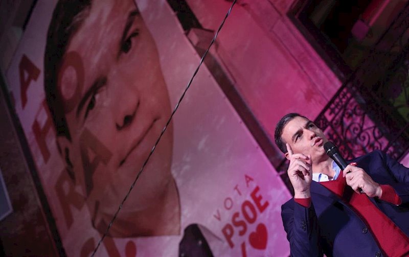 https://img2.s3wfg.com/web/img/images_uploaded/8/0/ep_el_candidato_a_la_presidencia_del_gobierno_pedro_sanchez_celebra_los_resultados_del_partido.jpg