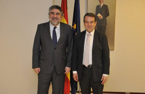 ep el ministro de cultura y deporte jose manuel rodriguez uribes i recibe al presidente de la