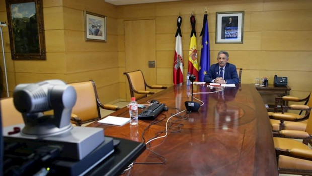 ep el presidente de cantabria miguel angel revilla en la novena conferencia entre pedro sanchez y