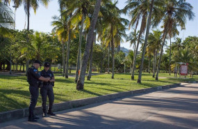 ep imagen de dos policias en rio de janeiro