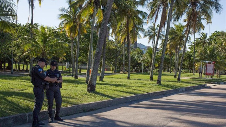 ep imagen de dos policias en rio de janeiro ep imagen de dos policias en rio de janeiro