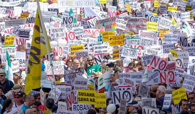 Imagen de la manifestación por una sanidad digna en Sevilla | EUROPA PRESS ep imagenla manifestacionuna sanidad dignasevilla