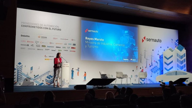 ep la ministra de industria comercio y turismo reyes maroto en la asamblea general de sernauto
