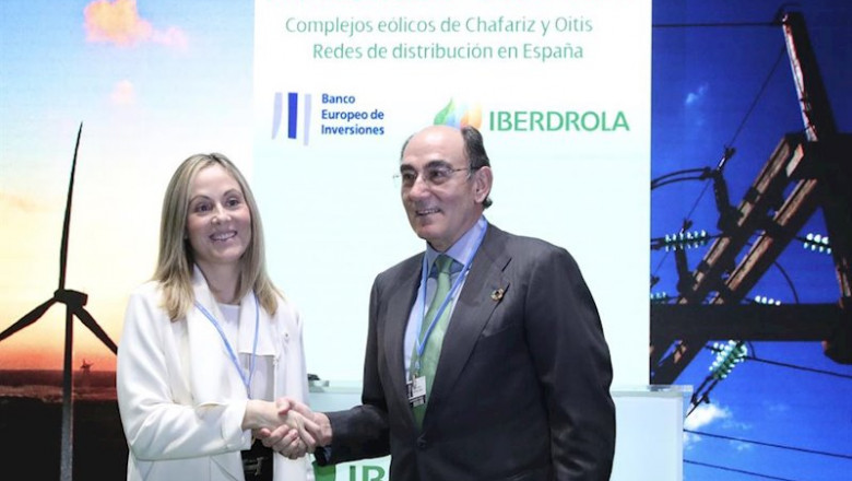 ep la vicepresidenta del bei emma navarro y el presidente de iberdrola ignacio galan suscriben ep la vicepresidenta del bei emma navarro y el presidente de iberdrola ignacio galan suscriben