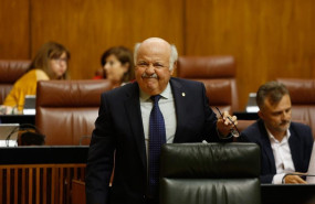 ep primera jornada de sesion plenaria en el parlamento andaluz comparecencia del consejero de salud