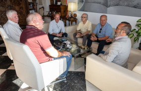 ep reunion del presidente de la diputacion de caceres con representantes del sector tabaquero