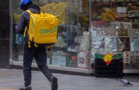 ep archivo   un repartidor de glovo a 2 de diciembre de 2024 en madrid espana