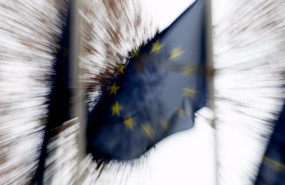 ep archivo   una bandera de la union europea a 3 de enero de 2024 en madrid espana