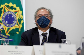 ep el ministro de economia de brasil paulo guedes con mascarilla