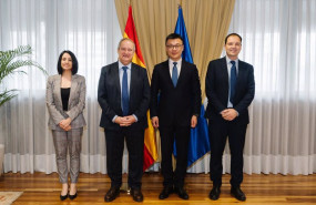 ep el ministro de industria y turismo jordi hereu la secretaria de estado de industria rebeca torro