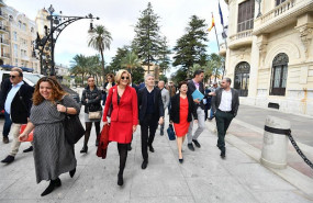 ep el ministro del interior en funciones y candidato al congreso del psoe por cadiz fernando grande