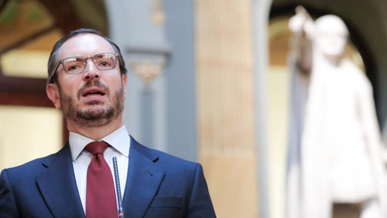 El portavoz del PP en el Senado, Javier Maroto, tras una rueda de prensa tras la sesión constitutiva de la XIV Legislatura en el Senado, en Madrid (España), a 3 de diciembre de 2019. | Jesús Hellín - Europa Press ep el portavoz del pp en el senado javier maroto tras una rueda de prensa tras la sesion