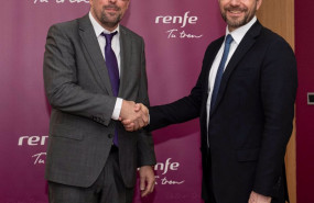 ep el presidente de renfe raul blanco y el director de operaciones del bei para espana y portugal