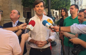 ep el vicesecretario de comunicacion del pp pablo montesinos atiende a los medios de comunicacion en