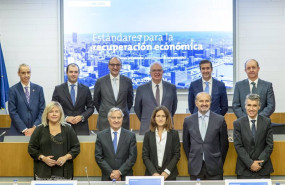 ep foto del evento de ceoe y une