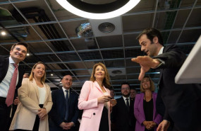 ep i d el ceo de vueling marco sansavini la responsable de prensa sandra hors el delegado del