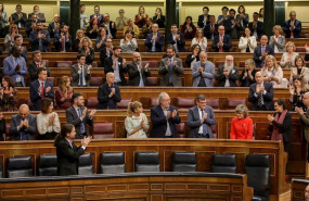 ep la bancada socialista del congreso aplaude a exministra de sanidad consumo y bienestar social ep la bancada socialista del congreso aplaude a exministra de sanidad consumo y bienestar social