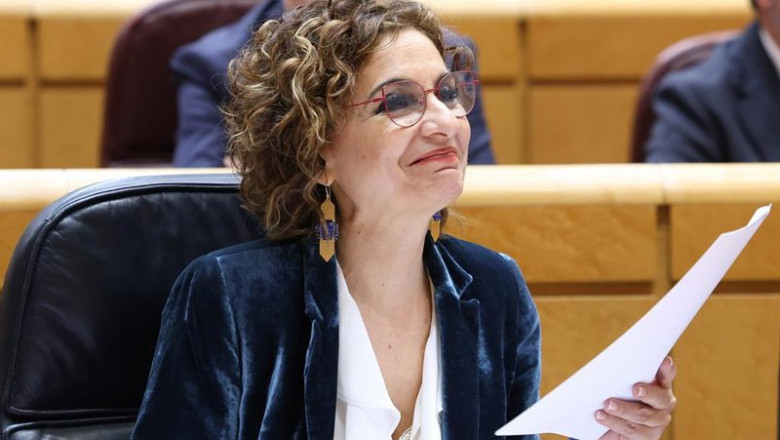 La vicepresidenta primera y ministra de Hacienda, María Jesús Montero, durante una sesión plenaria extraordinaria, en el Senado,a 15 de enero de 2026, en Madrid (España) | Marta Fernández - Europa Press ep la vicepresidenta primera y ministra de hacienda maria jesus montero durante una sesion plenaria 20260127103903