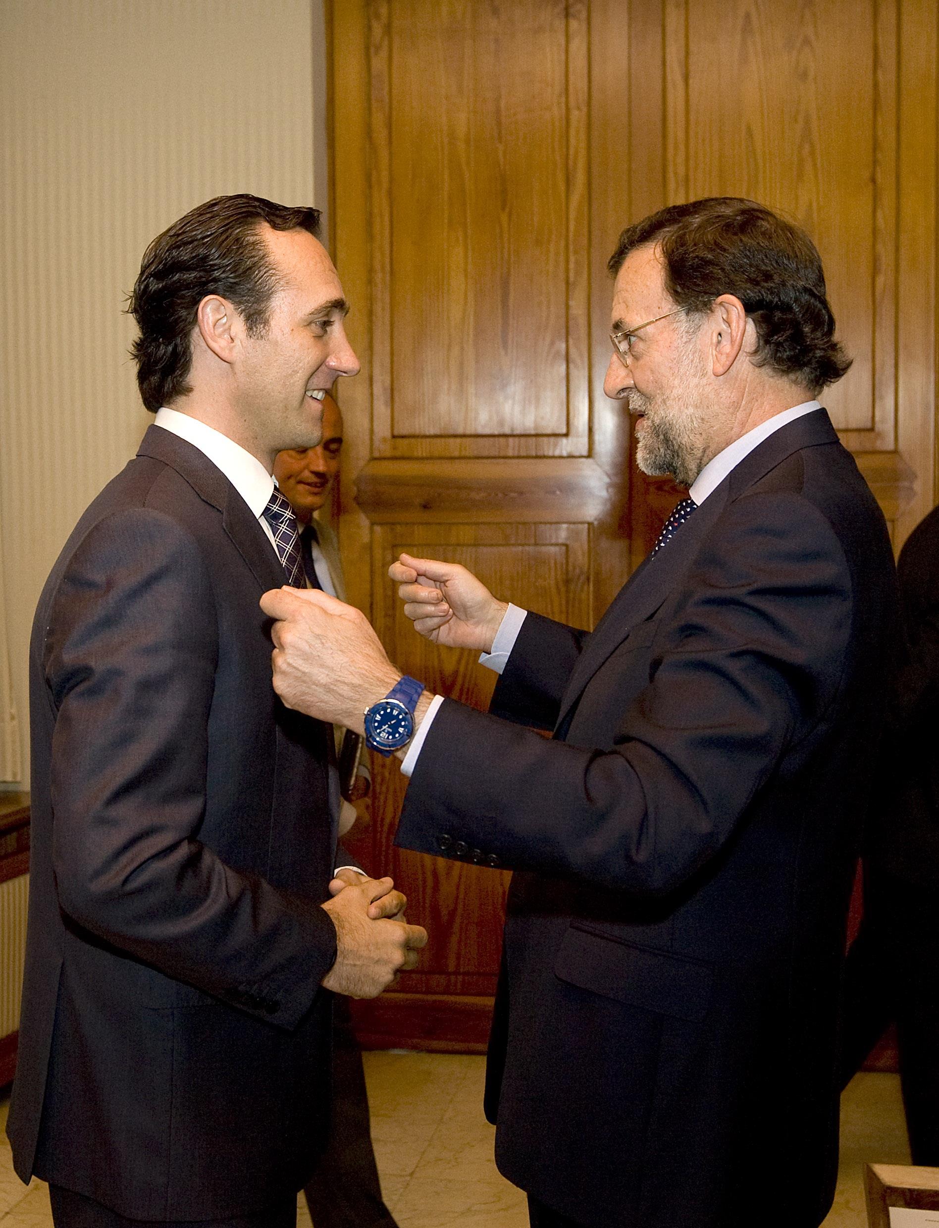 Mariano Rajoy con Bauza en la toma de posesión en Palma de Mallorca | TAREK/PP - Archivo ep mariano rajoybauzala tomaposesionpalmamallorca
